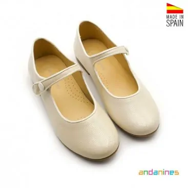 Zapatos charol beige