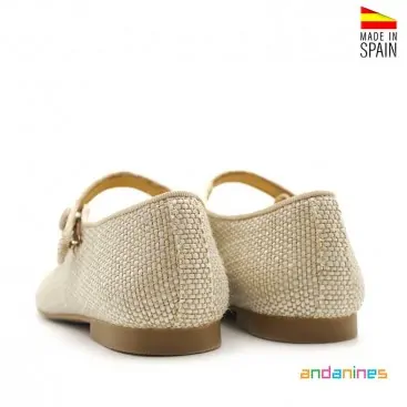 Merceditas beige niña