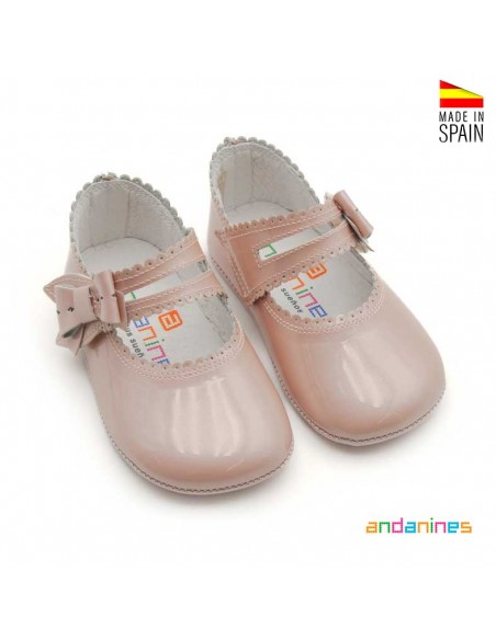 Zapatos rosa nacar bebé