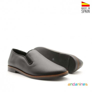 Calzado negro infantil niño