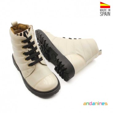 Botines Niña con Cordones