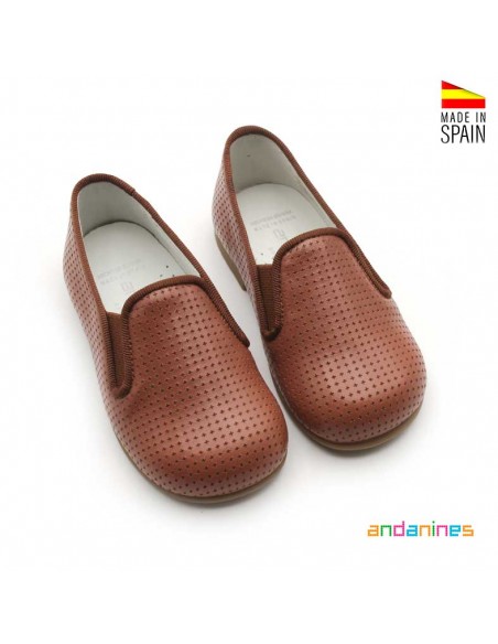Calzado infantil marrón