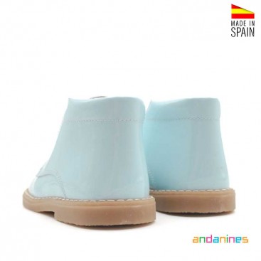 Botas niño charol