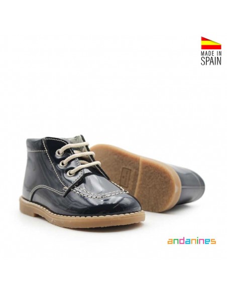 Botines charol niño
