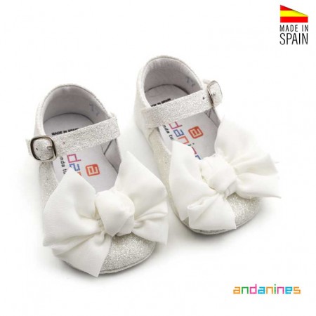 Bailarinas ceremonia bebe