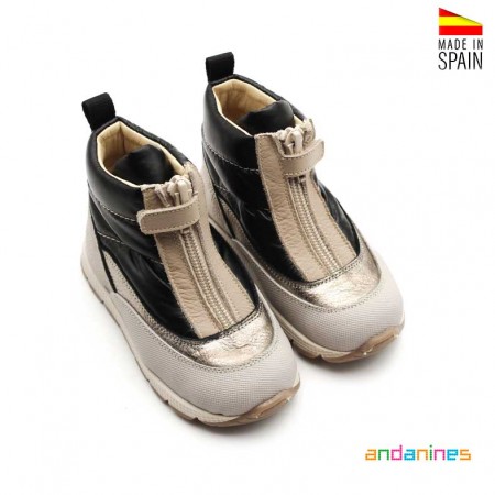 Botines deportivos para niña