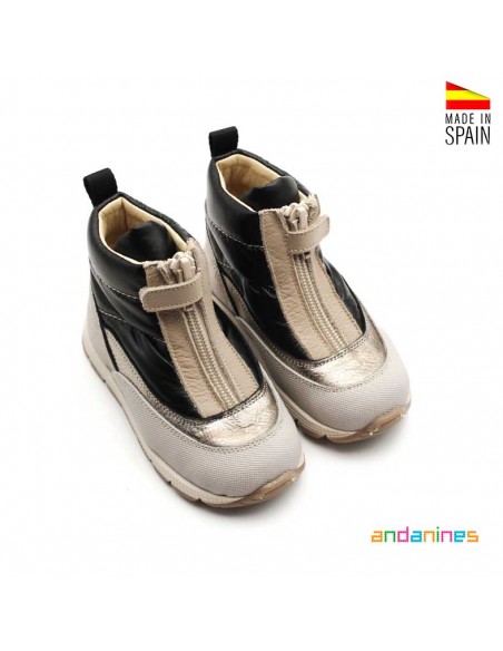 Botines deportivos para niña