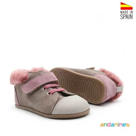 Botín niña Andanines con pelo rosa y plantilla extraíble