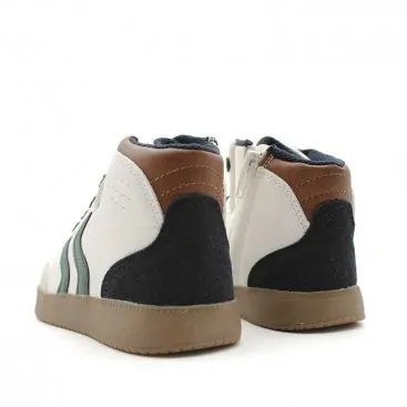 zapatillas niño bota​