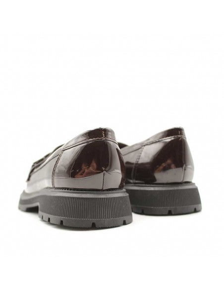 zapatos marrones niña colegio​