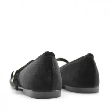 zapato negro terciopelo