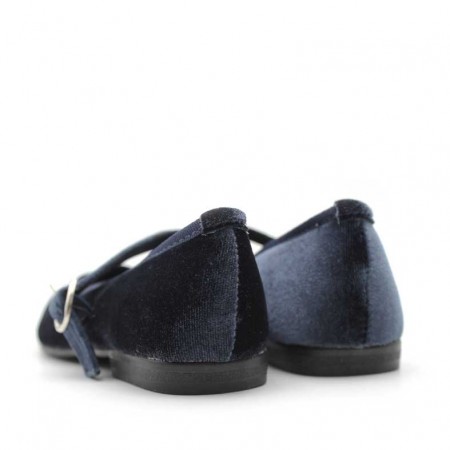 zapatos de niña de terciopelo​