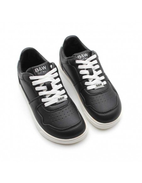 zapatillas negras barefoot​