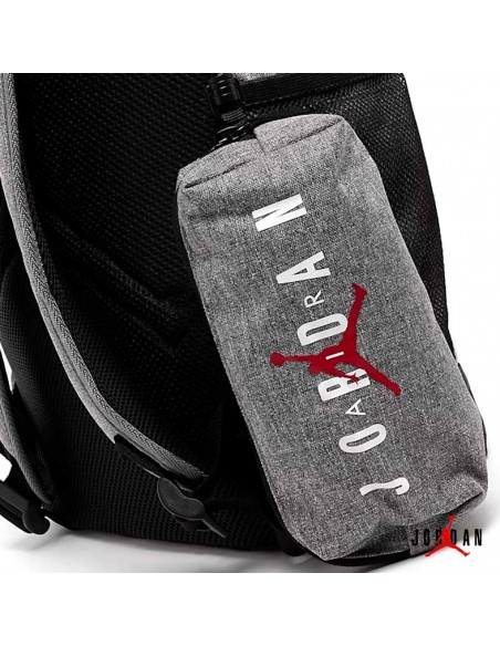 mochila jordan con estuche