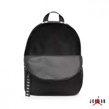Mochila Jordan con logo