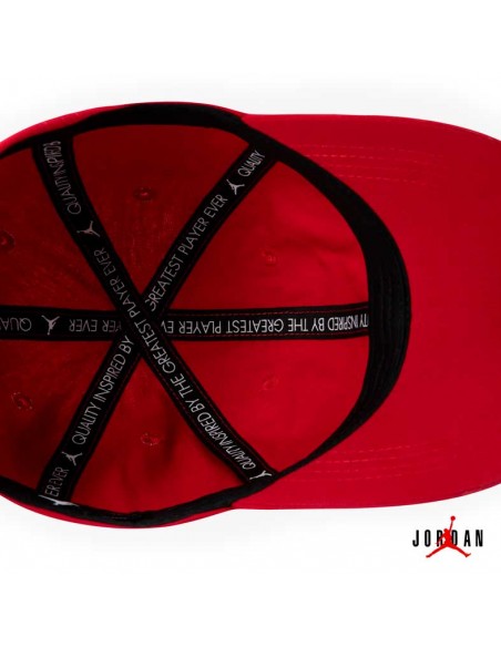 gorra roja jumpman