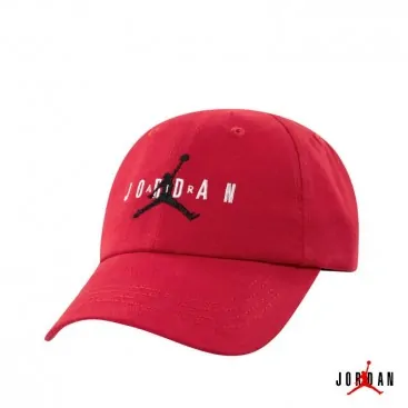 gorra jordan con logo