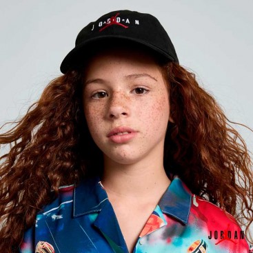 gorra negra jordan infantil