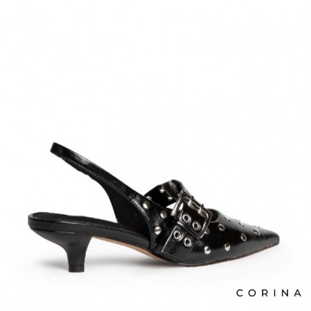 Zapatos negros con punta fina
