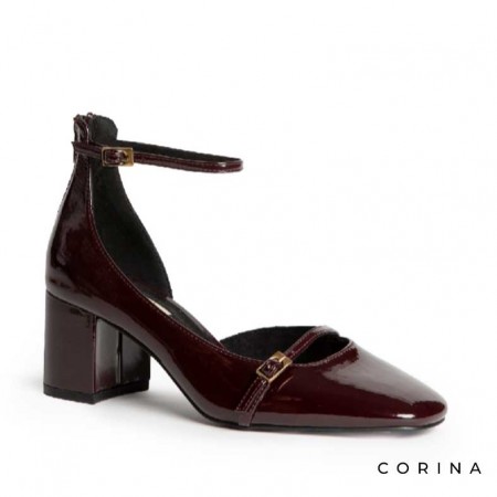 zapatos charol con pulsera