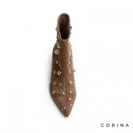 Botines con Detalles Metálicos