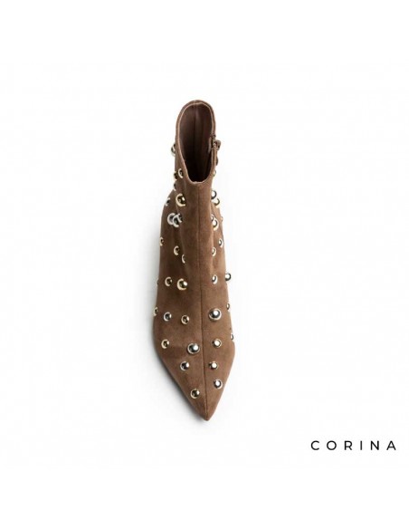 Botines con Detalles Metálicos