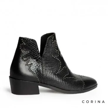 Botines negros tachuelas
