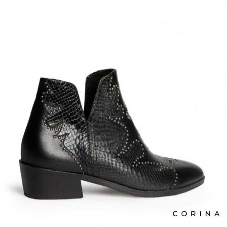 Botines negros tachuelas