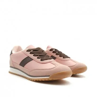 zapatillas deportivas adolescentes​