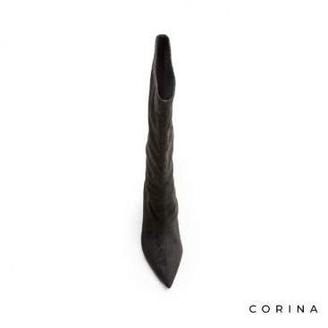 Botas negras punta fina