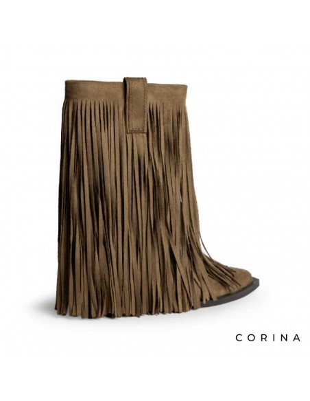 Botas camel con flecos largos