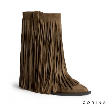 botas cowboy con flecos​