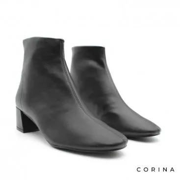 Botin tacón bajo negro