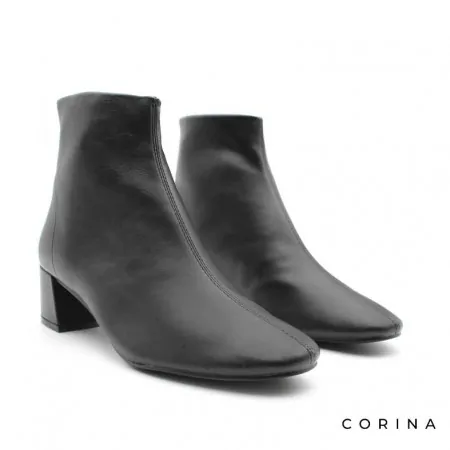 Botin tacón bajo negro