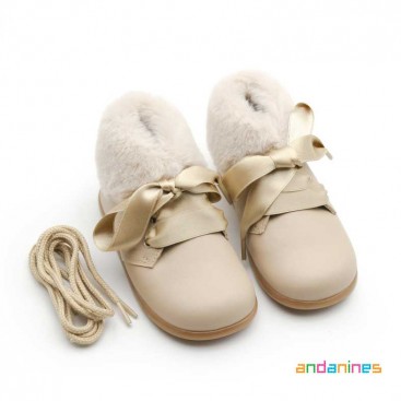 Botines de piel beige con pelo