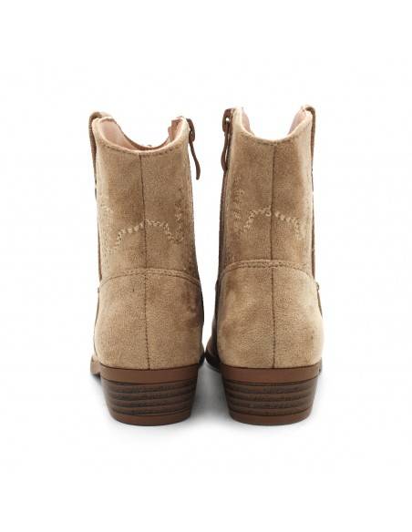 Botines cowboy beige para niña con suela de goma y tacón de 2,5 cm