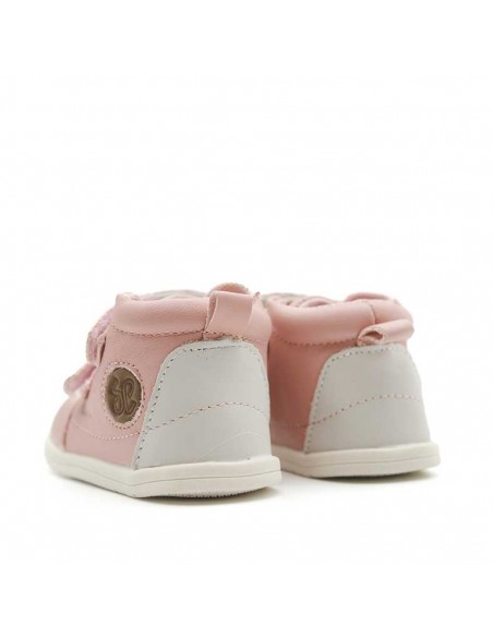 botas respetuosas bebé niña​