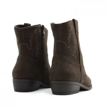 botines niña marrones​