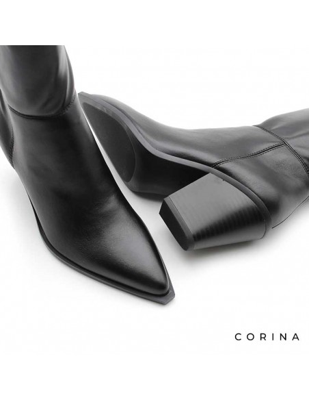 Botín negro con tacón