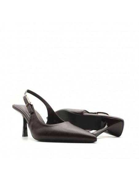 zapato marron tacon​