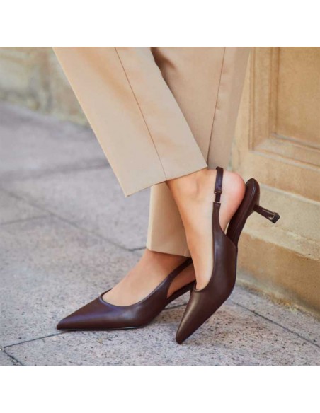 stilettos marrones​