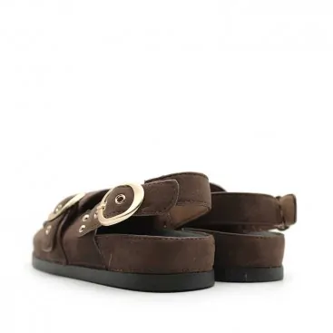 zueco plano marrón mujer