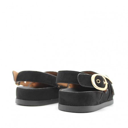 zuecos con hebilla trasera mujer​