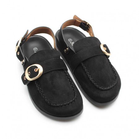 zuecos con hebilla​