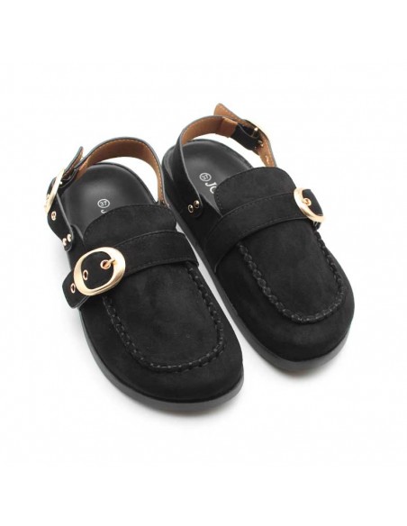 zuecos con hebilla​