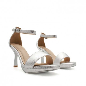 sandalia tacon fino plata