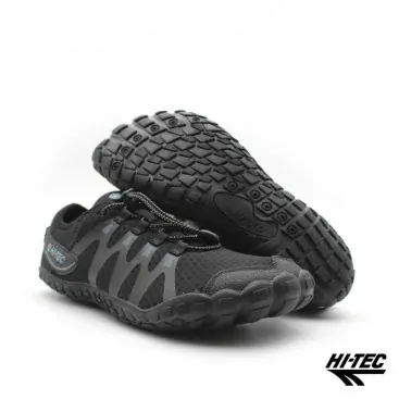 escarpines negros hombre