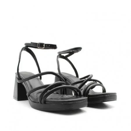 sandalias mujer tacon negras​