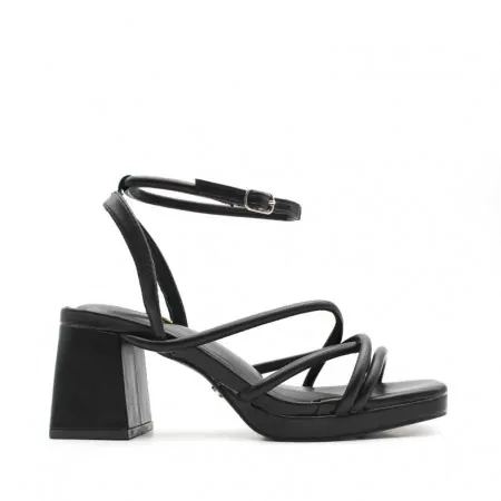 sandalias mujer tiras negras​