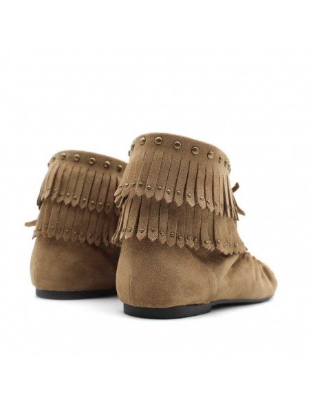botin plano flecos​